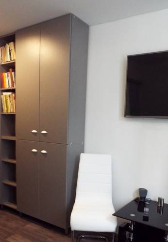 24 Hour-Self Check-In Apartment Namestie Svaeteho Egidia Poprad Rum bild